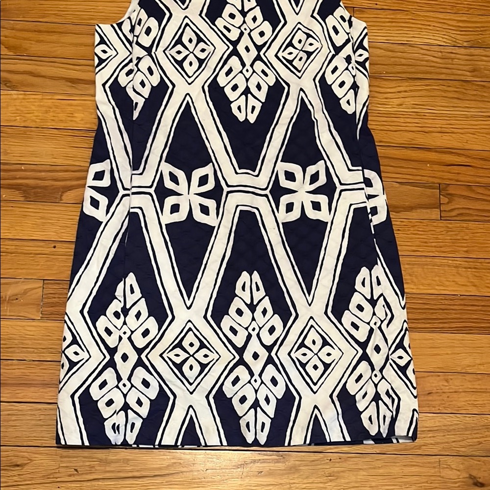 Tori Richard Resort Summer Navy and White Geometric Sleeveless Dress - Picture 2 of 6